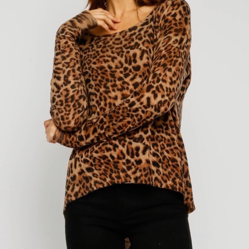 Leopard sweater